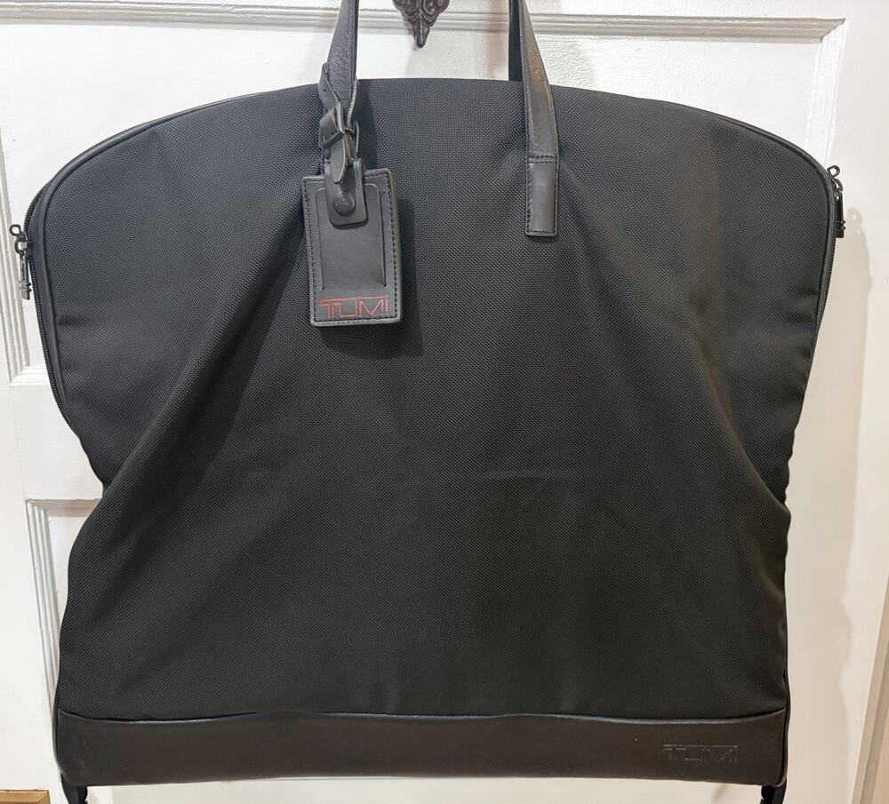 TUMI Black Ballistic Nylon Business Travel Hanging Garnet Bag Case Used Once